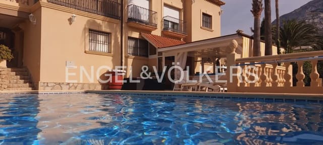 6 slaapkamer Villa te koop in El Montgó, Dénia met zwembad garage - € 740.000 (Ref: 10160036)