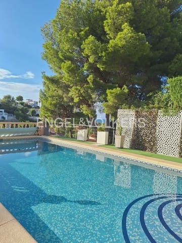 6 slaapkamer Villa te koop in El Montgó, Dénia met zwembad garage - € 740.000 (Ref: 10160036)