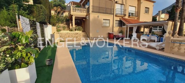 6 slaapkamer Villa te koop in El Montgó, Dénia met zwembad garage - € 740.000 (Ref: 10160036)