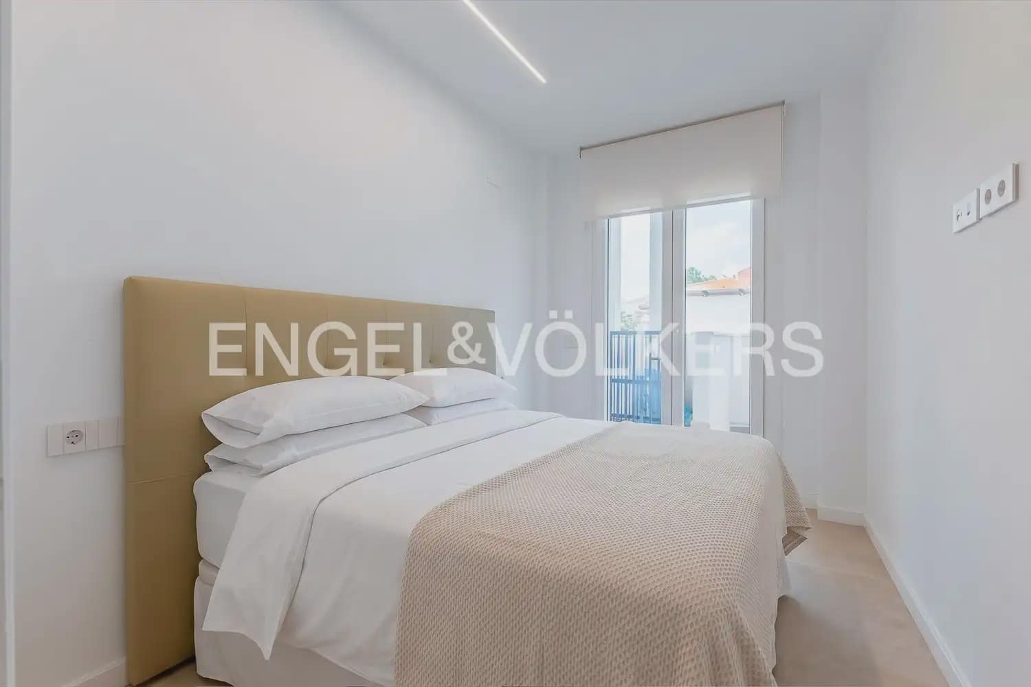 3 soveværelse Strandlejlighed til salg i Denia med swimmingpool garage - € 750.000 (Ref: 10160037)