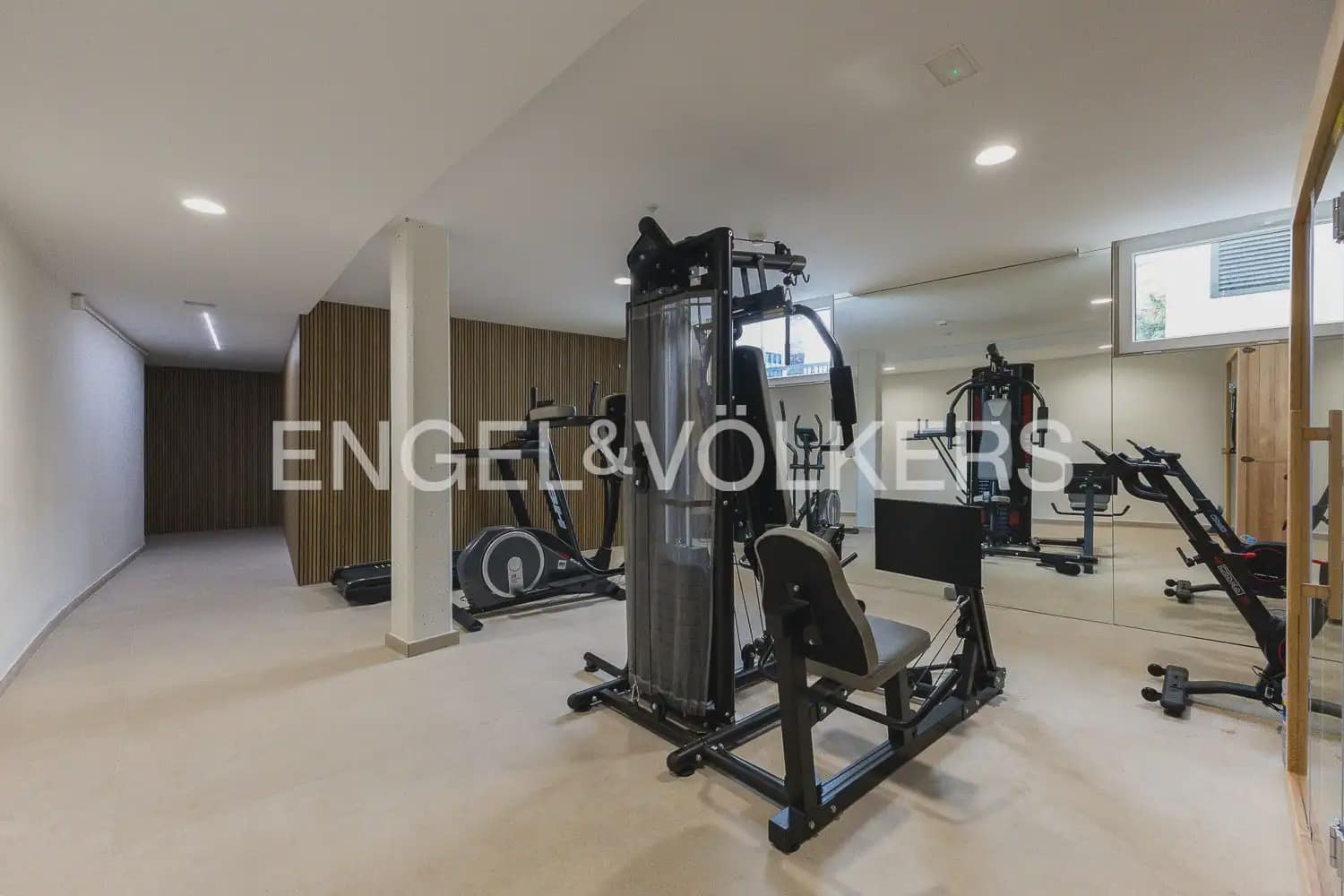 3 soveværelse Strandlejlighed til salg i Denia med swimmingpool garage - € 750.000 (Ref: 10160037)