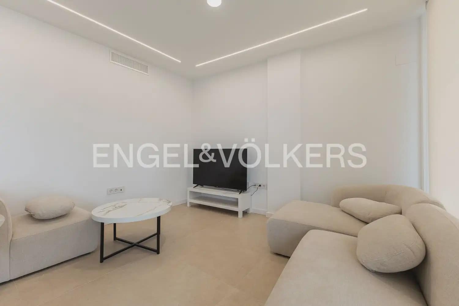 3 soveværelse Strandlejlighed til salg i Denia med swimmingpool garage - € 850.000 (Ref: 10160038)