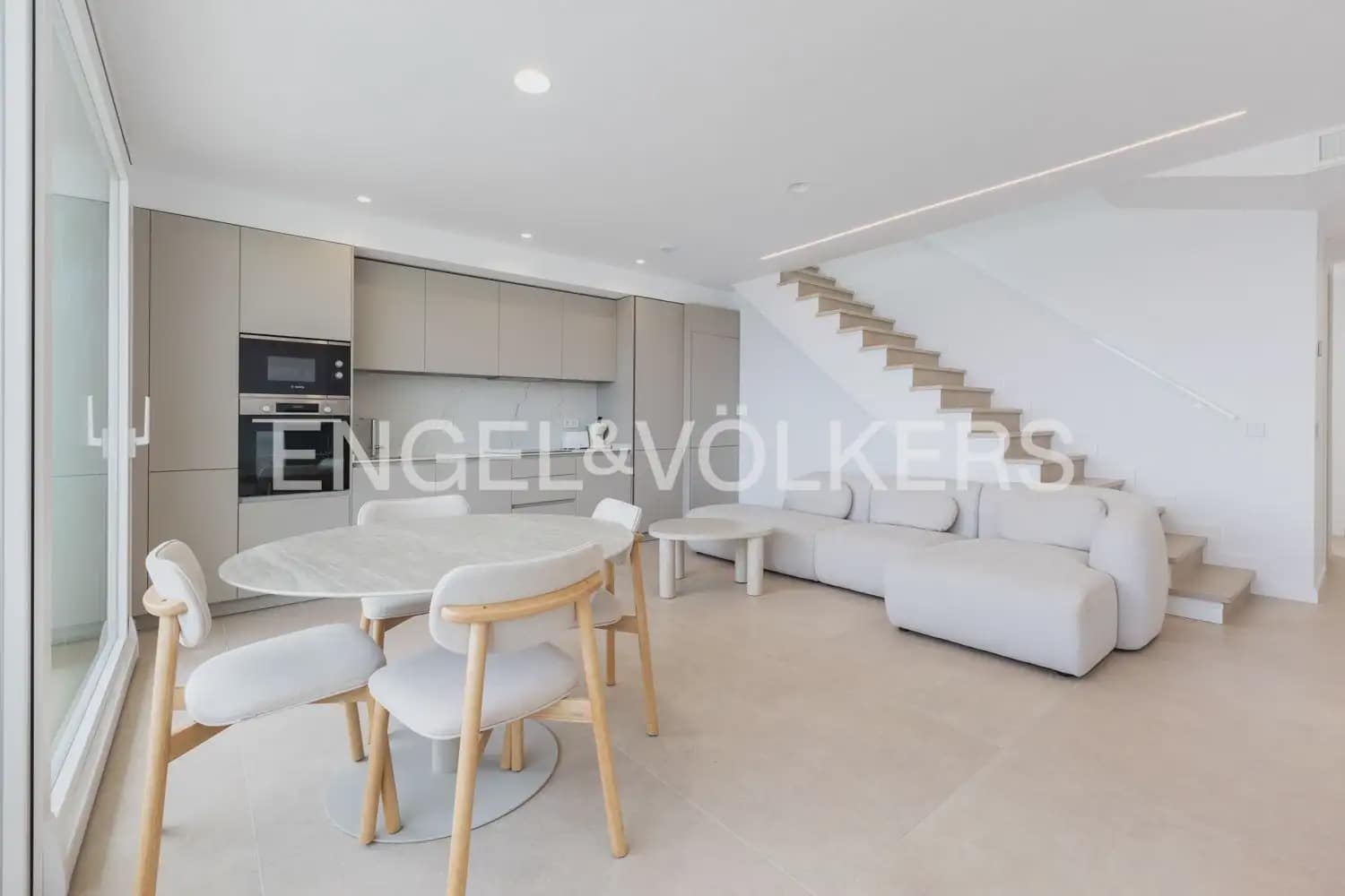 3 soverom Penthouse til salgs i Denia med svømmebasseng garasje - € 1 490 000 (Ref: 10160040)