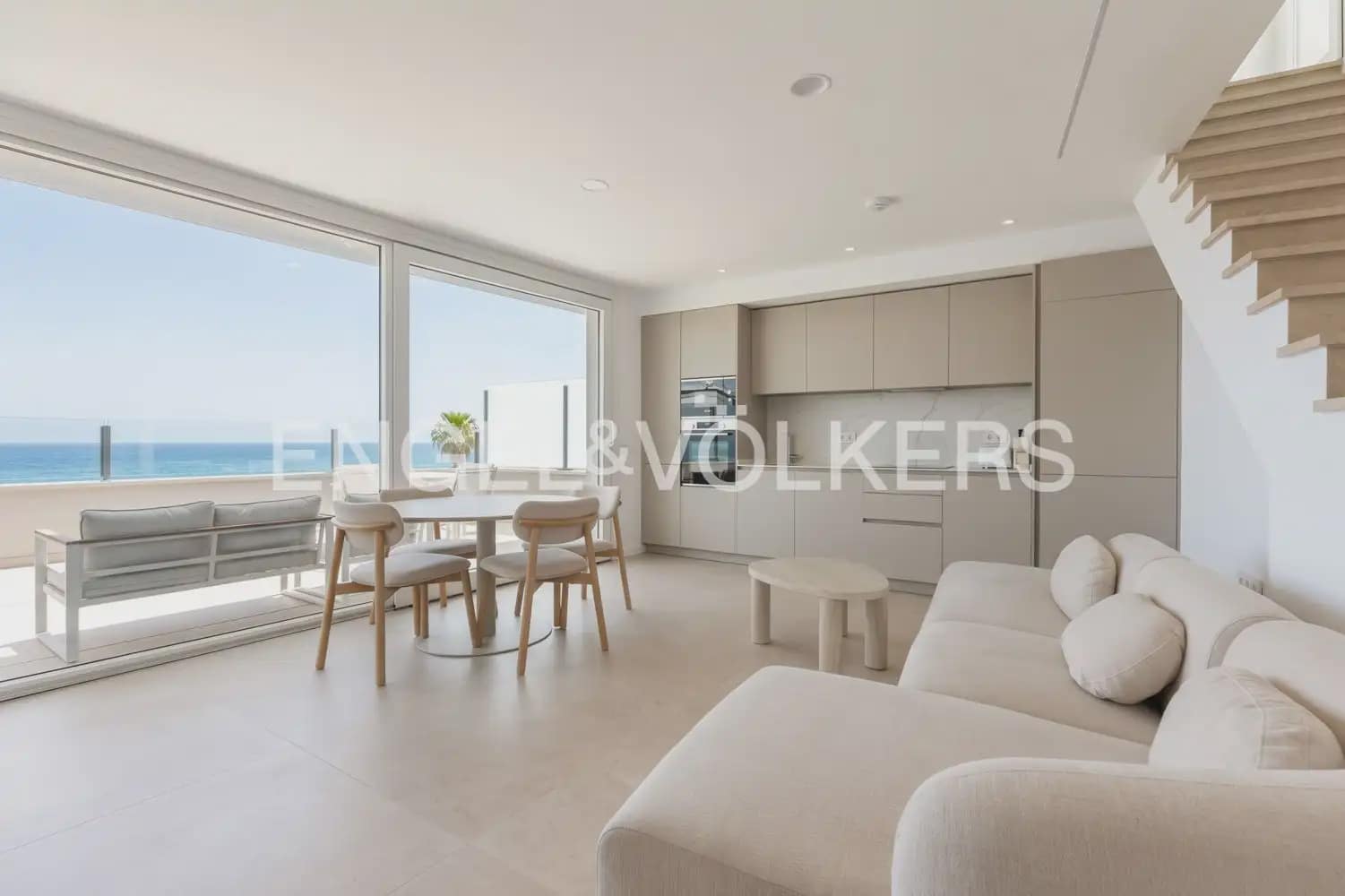 3 soverom Penthouse til salgs i Denia med svømmebasseng garasje - € 1 490 000 (Ref: 10160040)