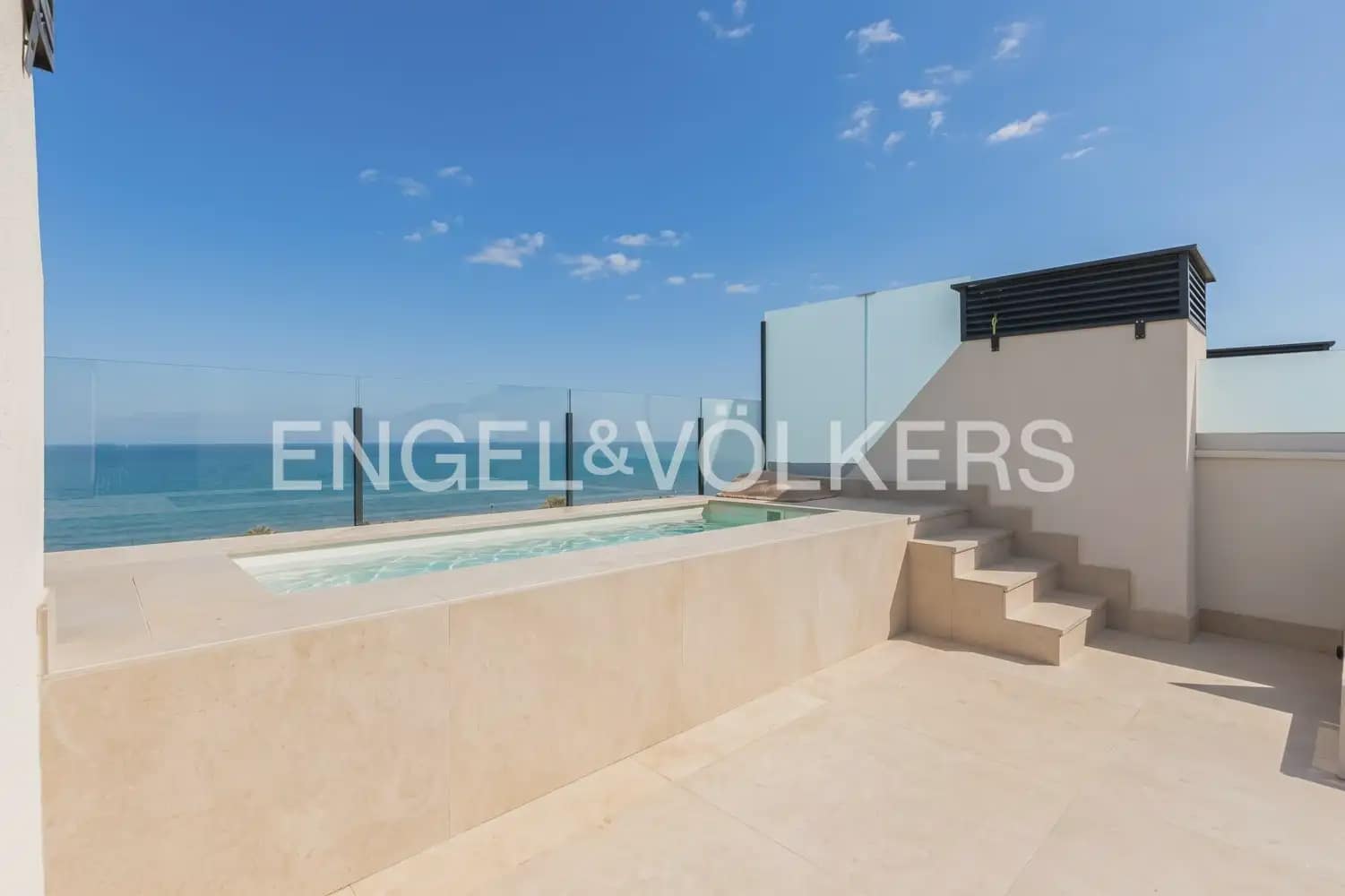 3 soverom Penthouse til salgs i Denia med svømmebasseng garasje - € 1 490 000 (Ref: 10160041)