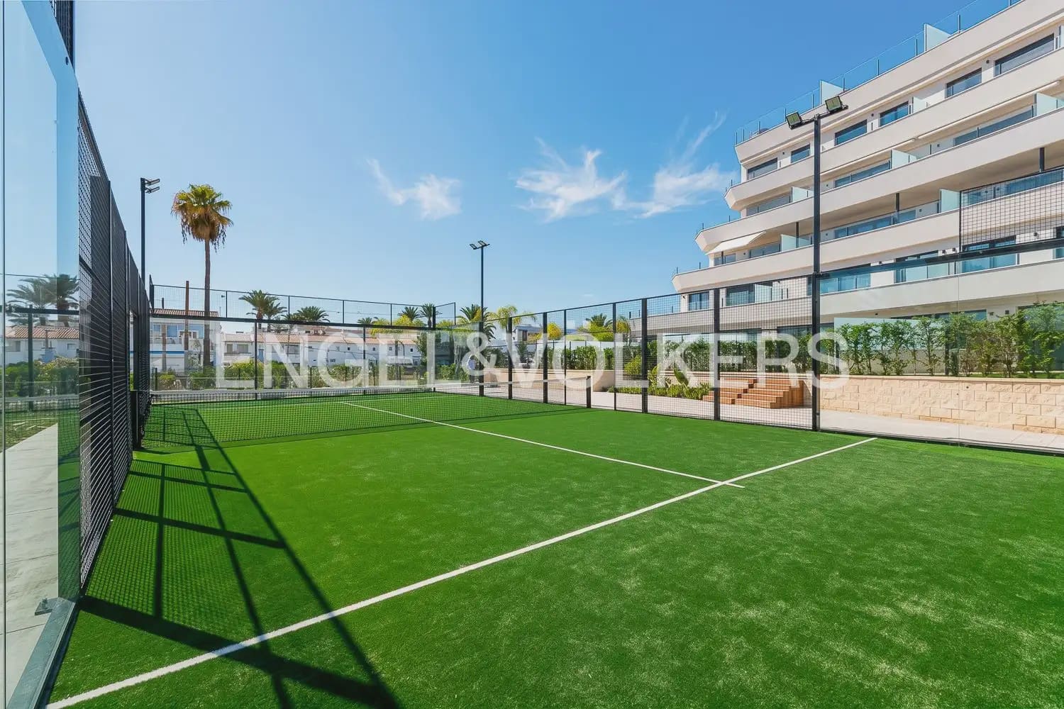 3 soverom Penthouse til salgs i Denia med svømmebasseng garasje - € 1 490 000 (Ref: 10160041)