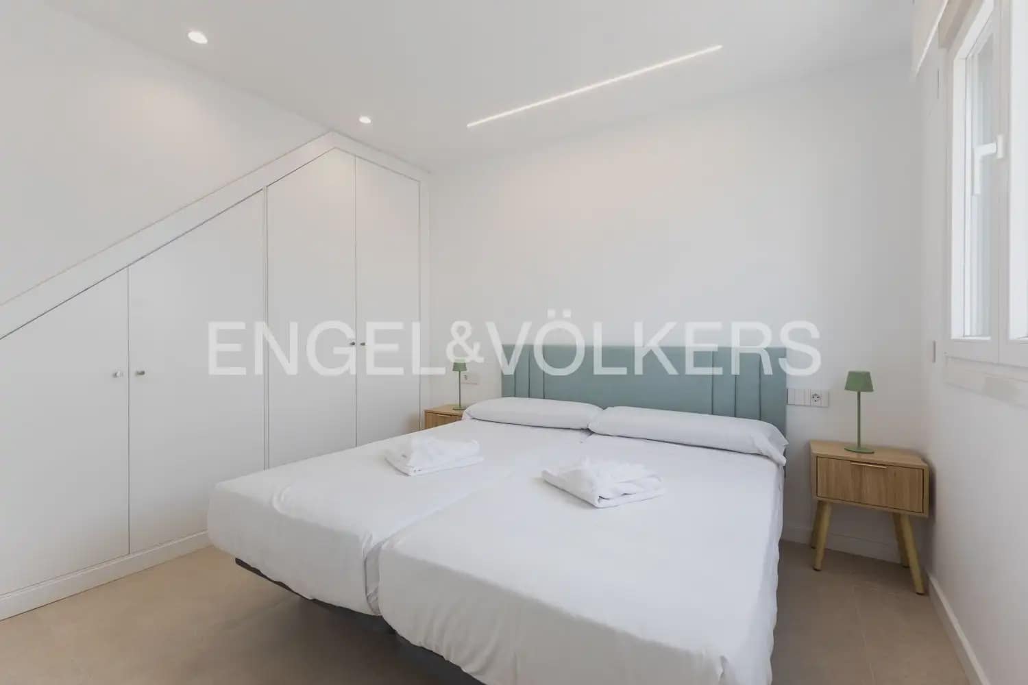 3 soverom Penthouse til salgs i Denia med svømmebasseng garasje - € 1 490 000 (Ref: 10160042)