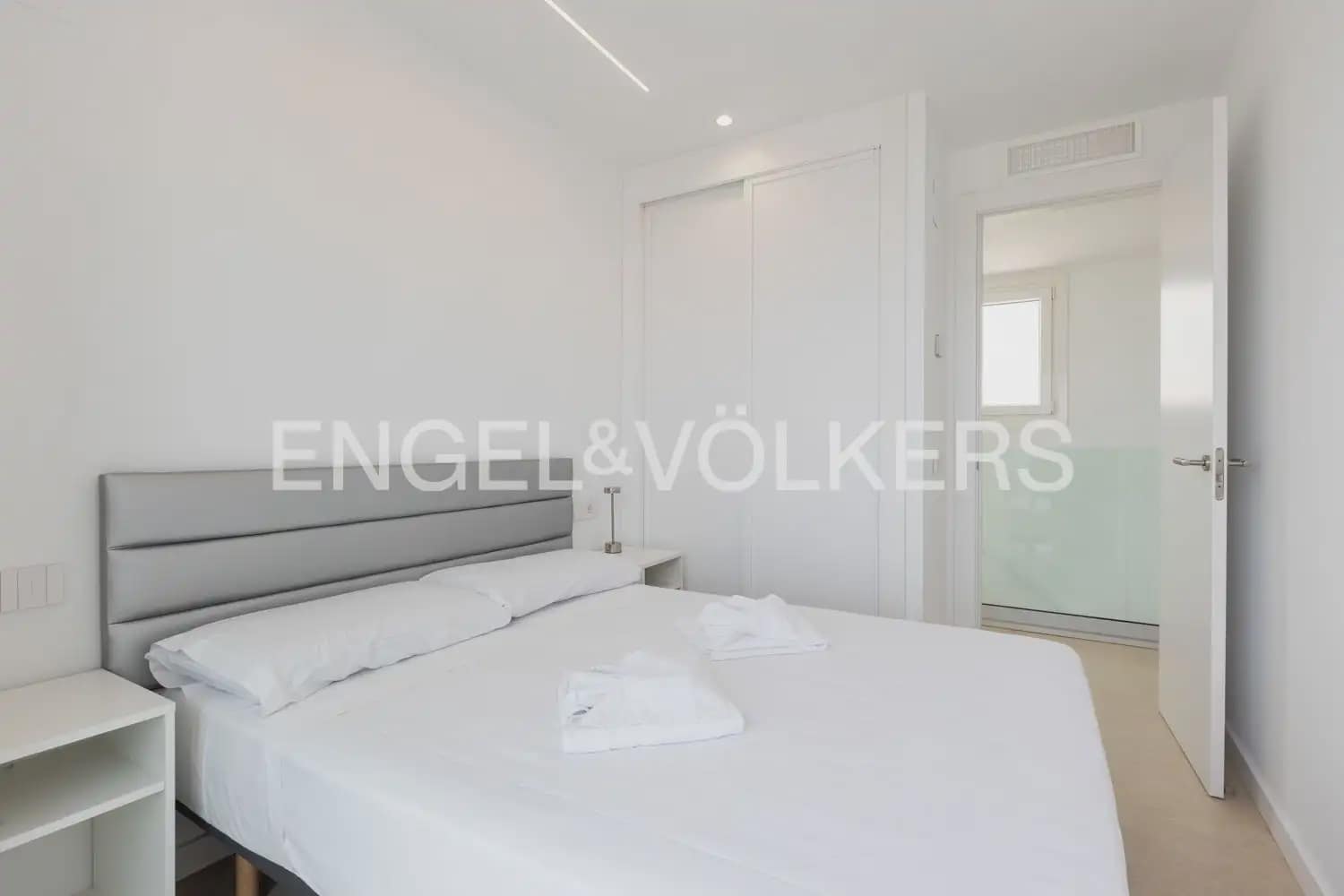 3 soverom Penthouse til salgs i Denia med svømmebasseng garasje - € 1 490 000 (Ref: 10160042)