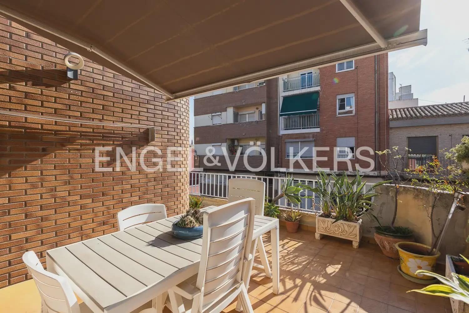 4 bedroom Townhouse for sale in Albal with garage - € 490,000 (Ref: 10160044)