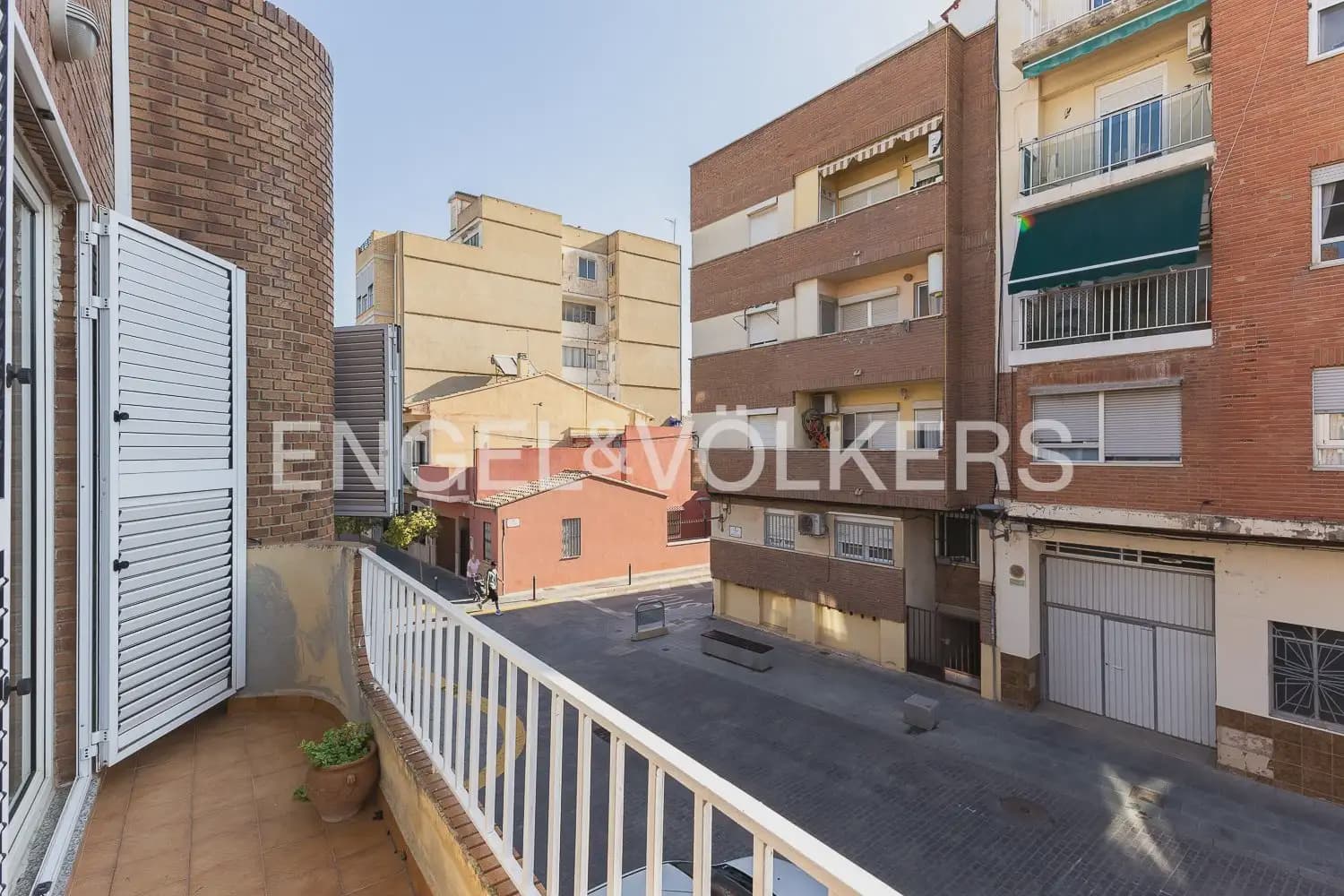 4 bedroom Townhouse for sale in Albal with garage - € 490,000 (Ref: 10160044)