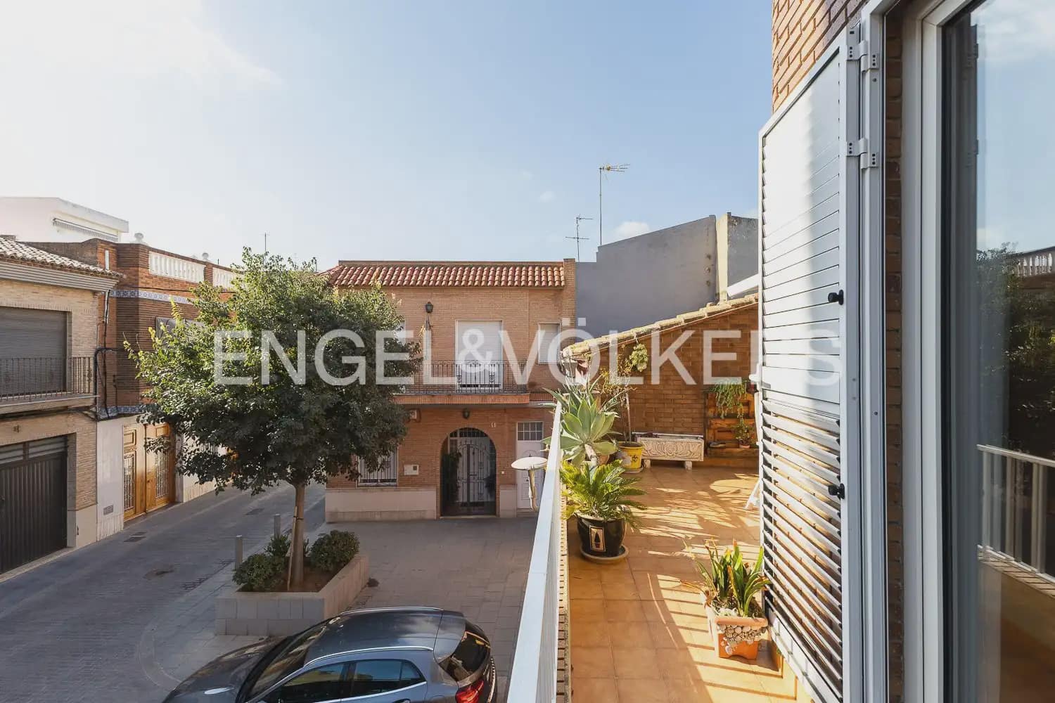 4 bedroom Townhouse for sale in Albal with garage - € 490,000 (Ref: 10160044)