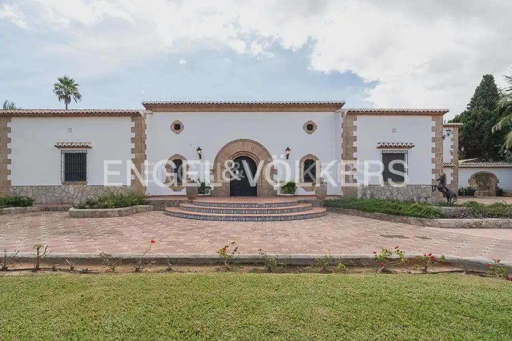 13 chambre Villa/Maison à vendre à Javea / Xabia avec piscine - 3 450 000 € (Ref: 10160046)
