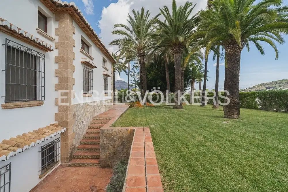 13 chambre Villa/Maison à vendre à Javea / Xabia avec piscine - 3 450 000 € (Ref: 10160046)