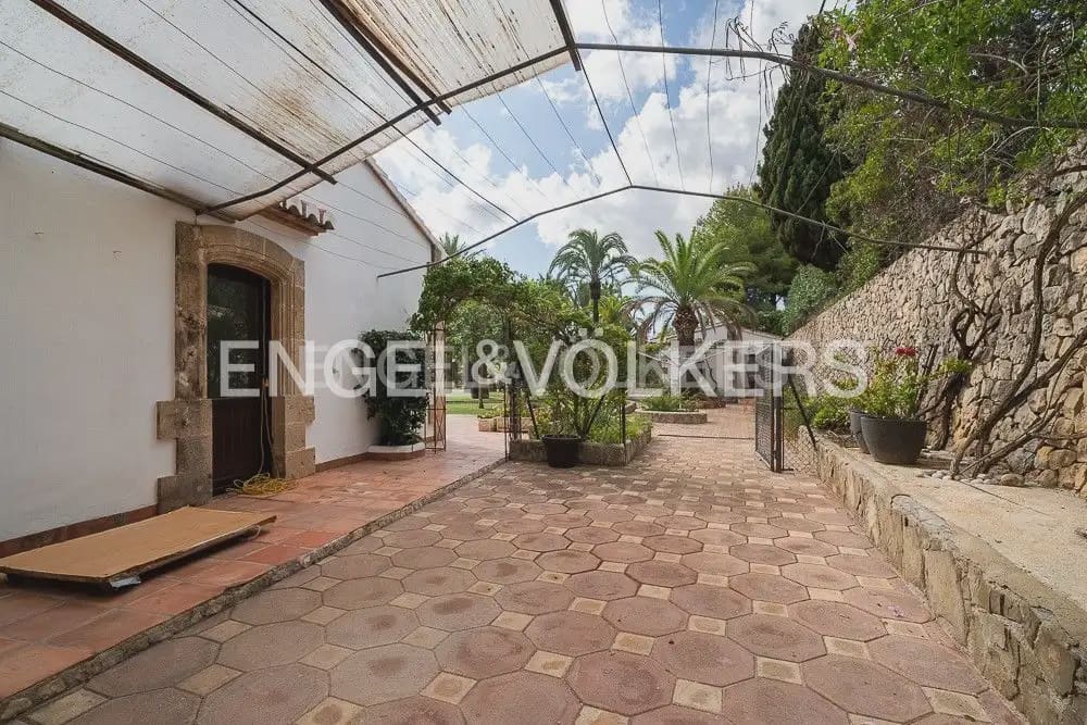 13 chambre Villa/Maison à vendre à Javea / Xabia avec piscine - 3 450 000 € (Ref: 10160046)