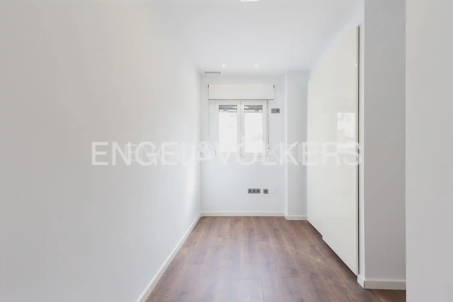 3 slaapkamer Flat te koop in Valencia stad - € 495.000 (Ref: 10160217)