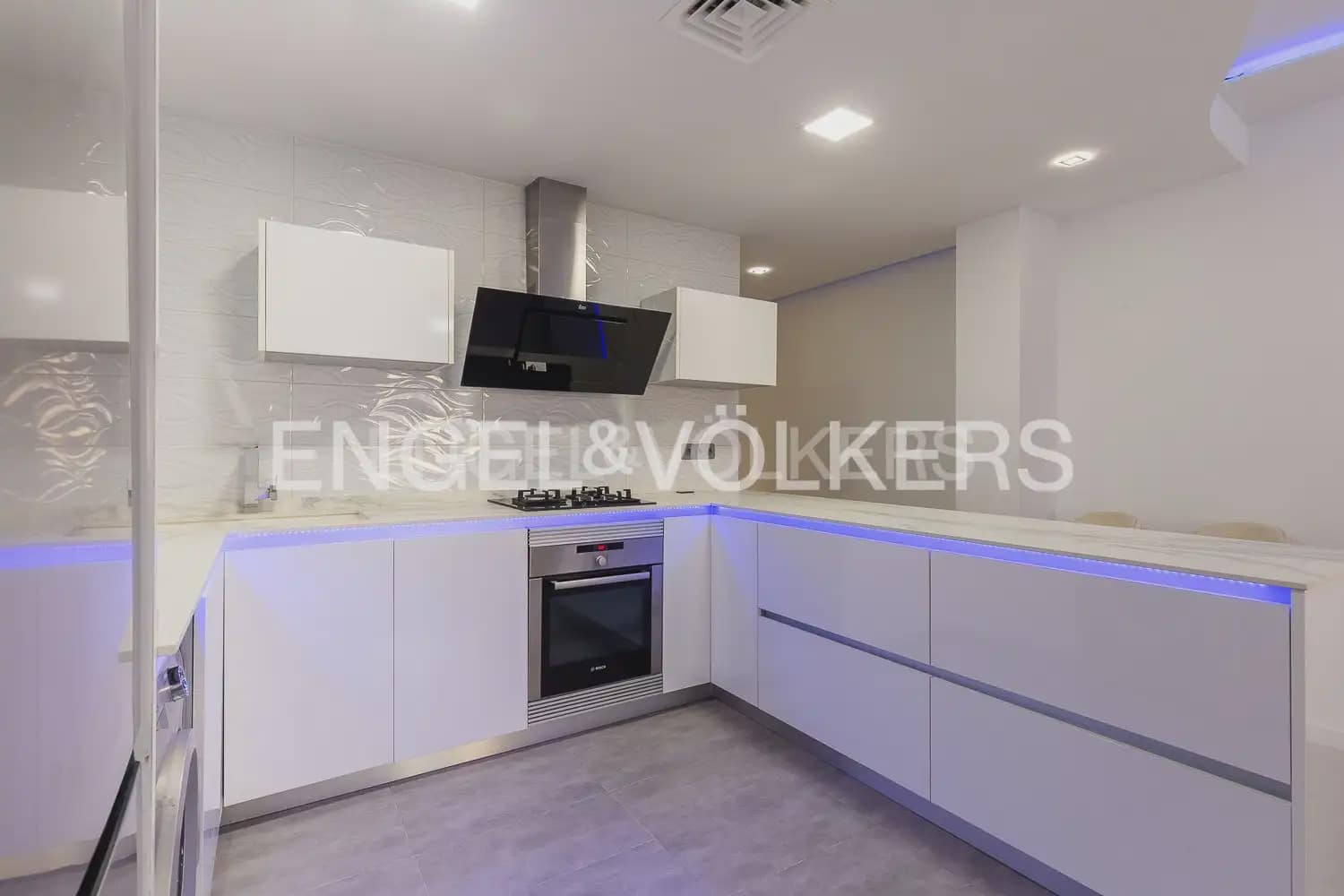 3 slaapkamer Flat te koop in Valencia stad - € 495.000 (Ref: 10160217)