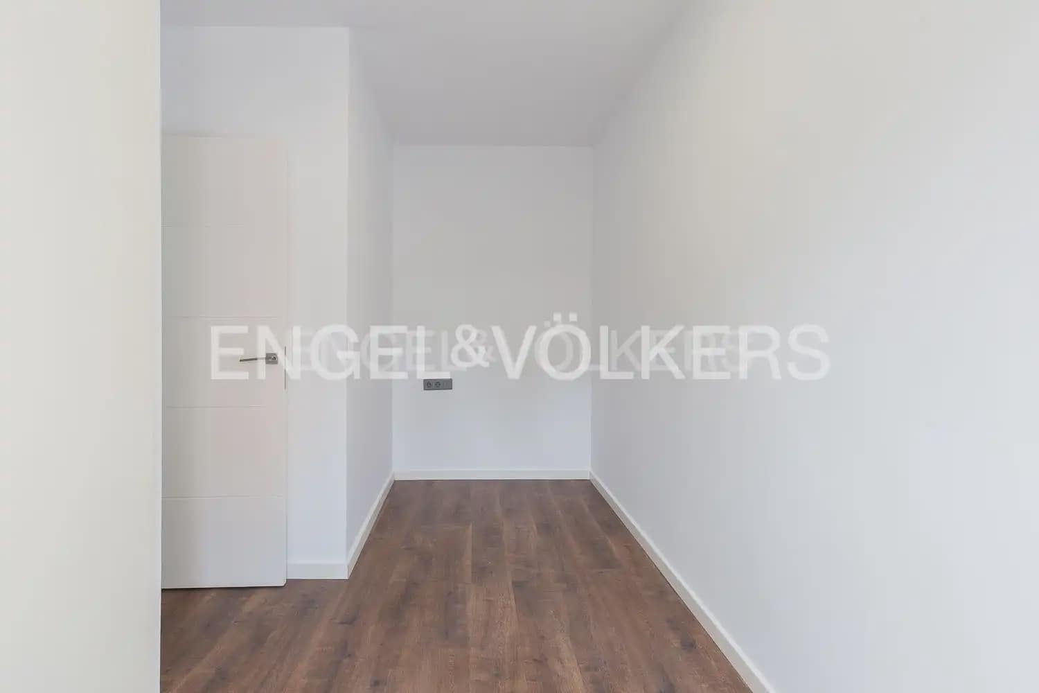 3 slaapkamer Flat te koop in Valencia stad - € 495.000 (Ref: 10160217)