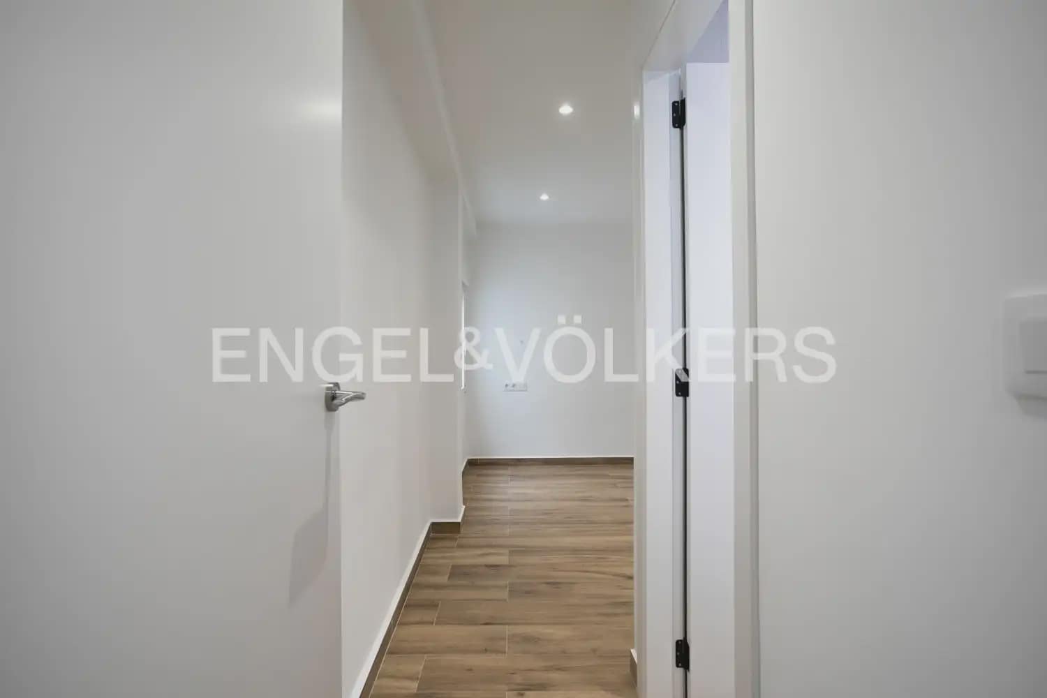 3 sypialnia Mieszkanie na sprzedaż w Miasto Walencja - 295 000 € (Ref: 10160218)