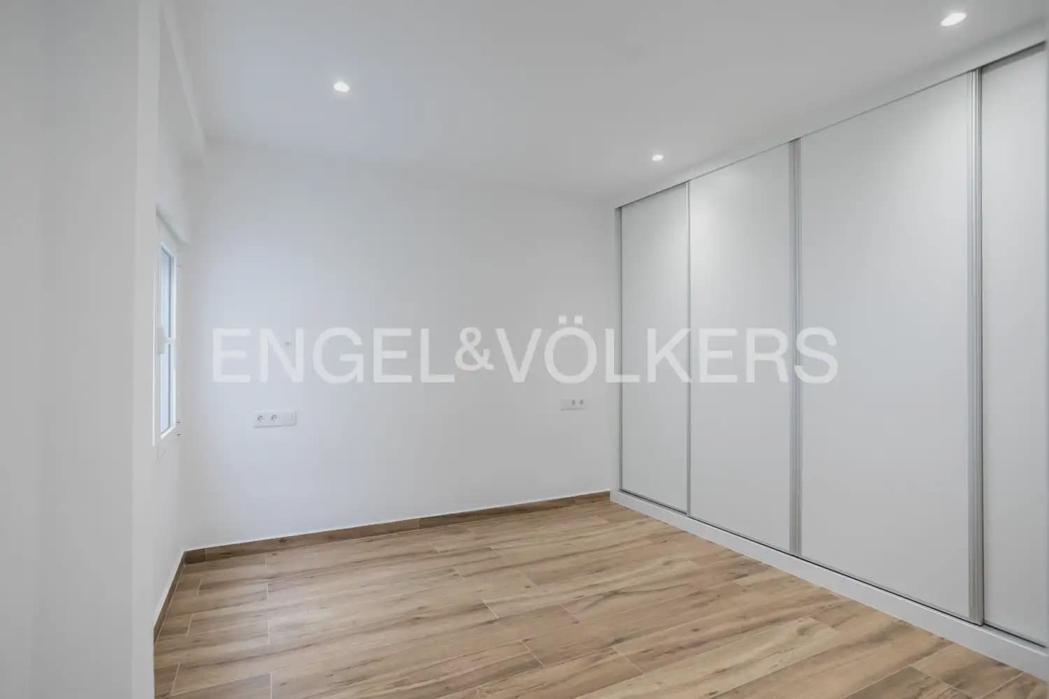 3 sypialnia Mieszkanie na sprzedaż w Miasto Walencja - 295 000 € (Ref: 10160218)