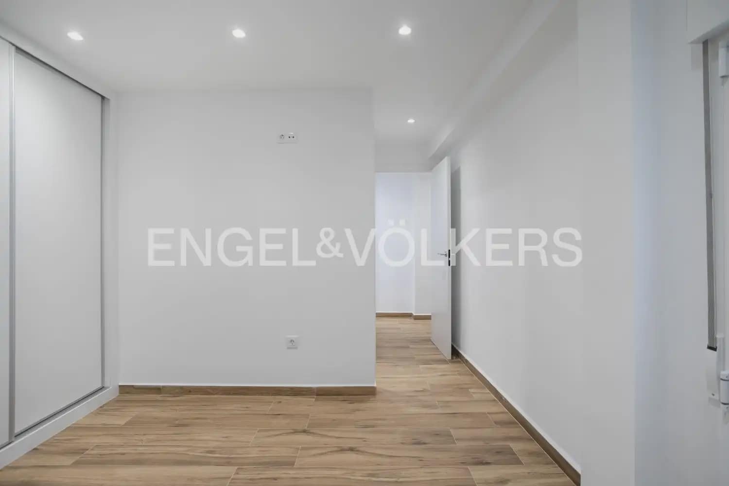 3 sypialnia Mieszkanie na sprzedaż w Miasto Walencja - 295 000 € (Ref: 10160218)