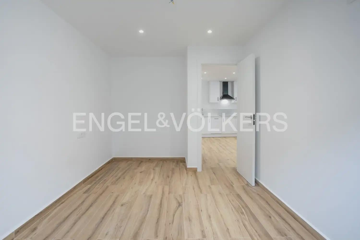 3 sypialnia Mieszkanie na sprzedaż w Miasto Walencja - 295 000 € (Ref: 10160218)