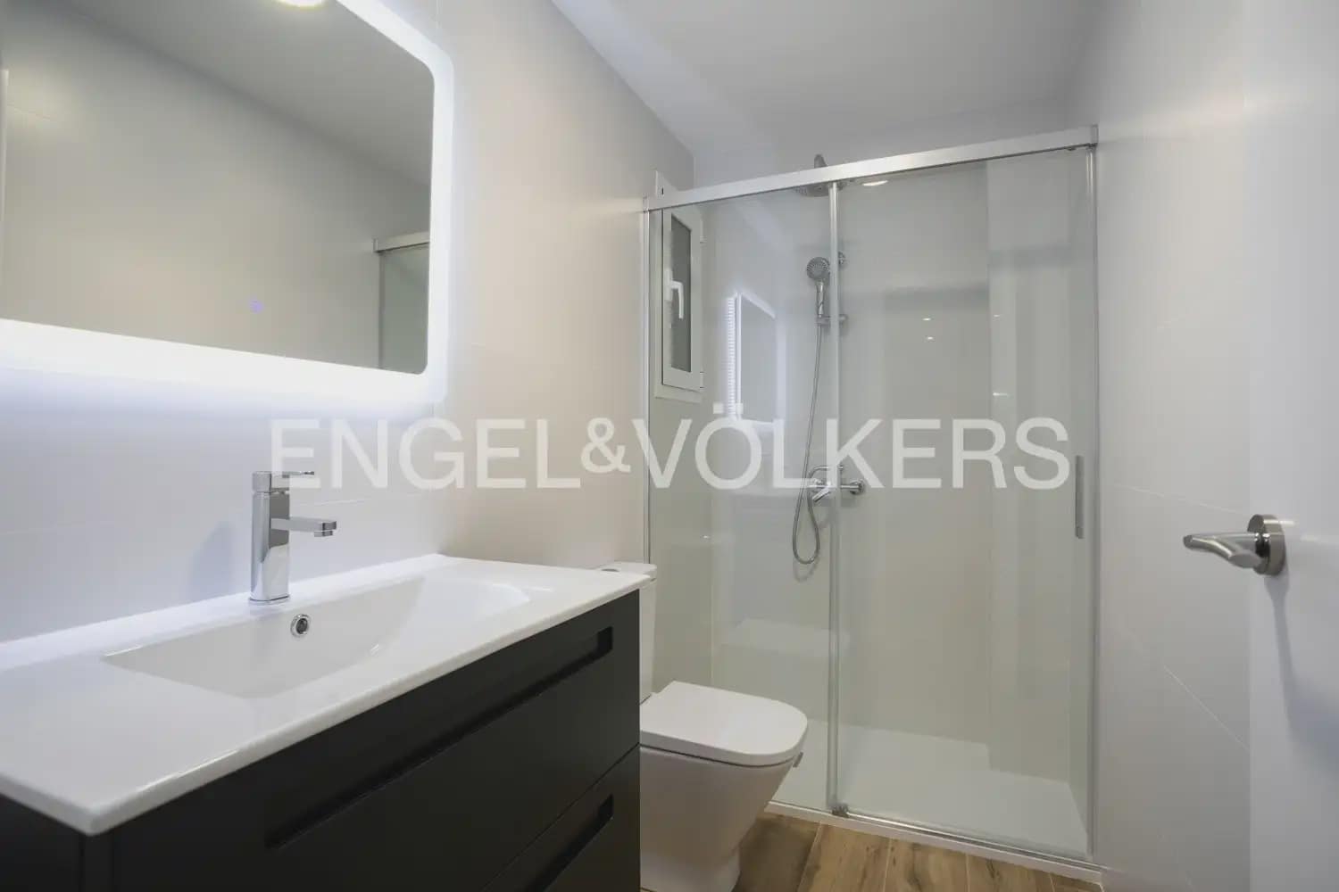 3 sypialnia Mieszkanie na sprzedaż w Miasto Walencja - 295 000 € (Ref: 10160218)