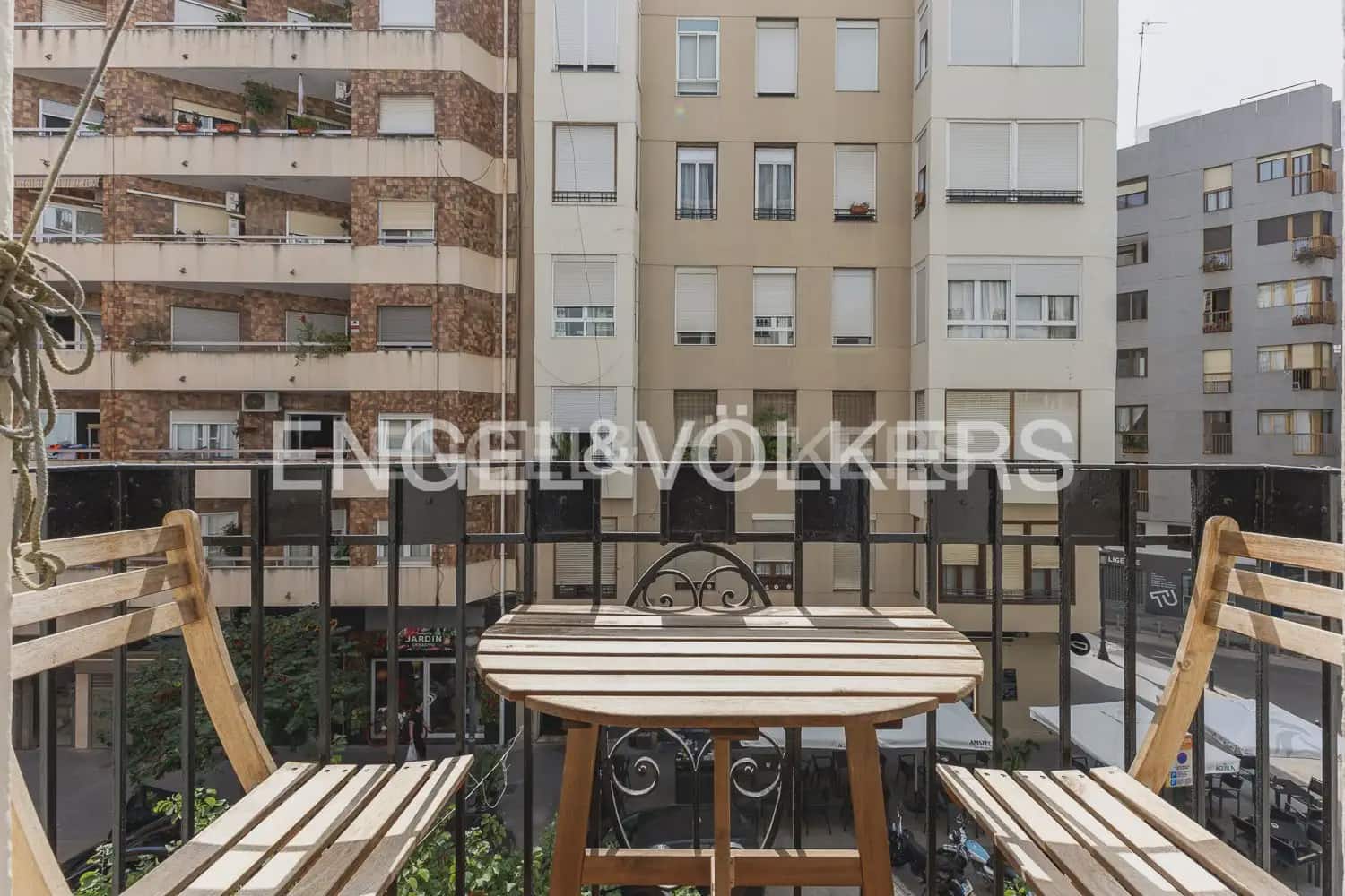 2 sypialnia Mieszkanie do wynajęcia w Miasto Walencja - 1 500 € (Ref: 10163301)