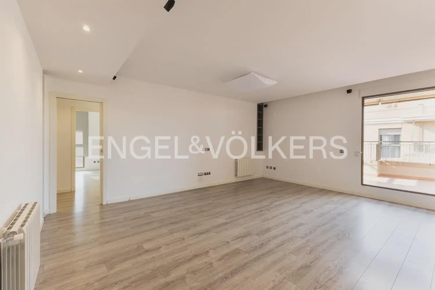 4 Zimmer Penthouse zu vermieten in Valencia Stadt mit Pool Garage - 3.500 € (Ref: 10163304)