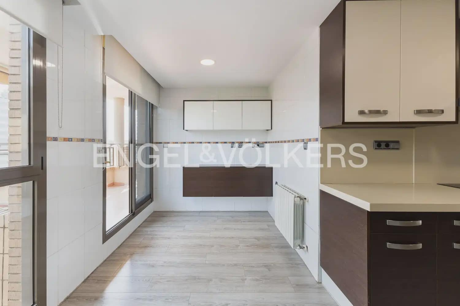 4 Zimmer Penthouse zu vermieten in Valencia Stadt mit Pool Garage - 3.500 € (Ref: 10163304)