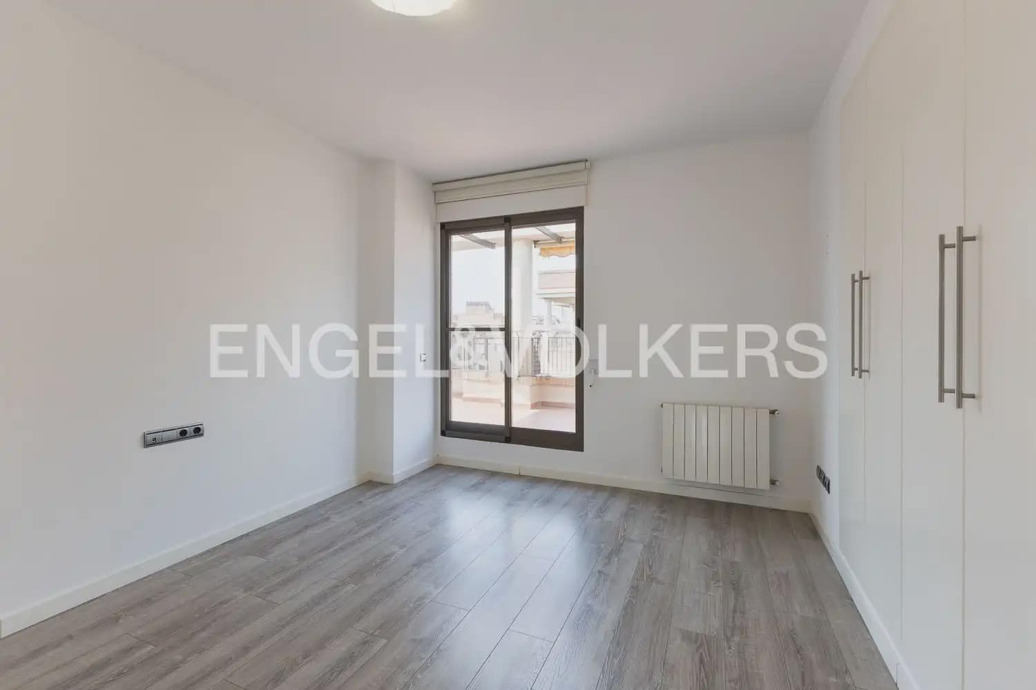 4 Zimmer Penthouse zu vermieten in Valencia Stadt mit Pool Garage - 3.500 € (Ref: 10163304)