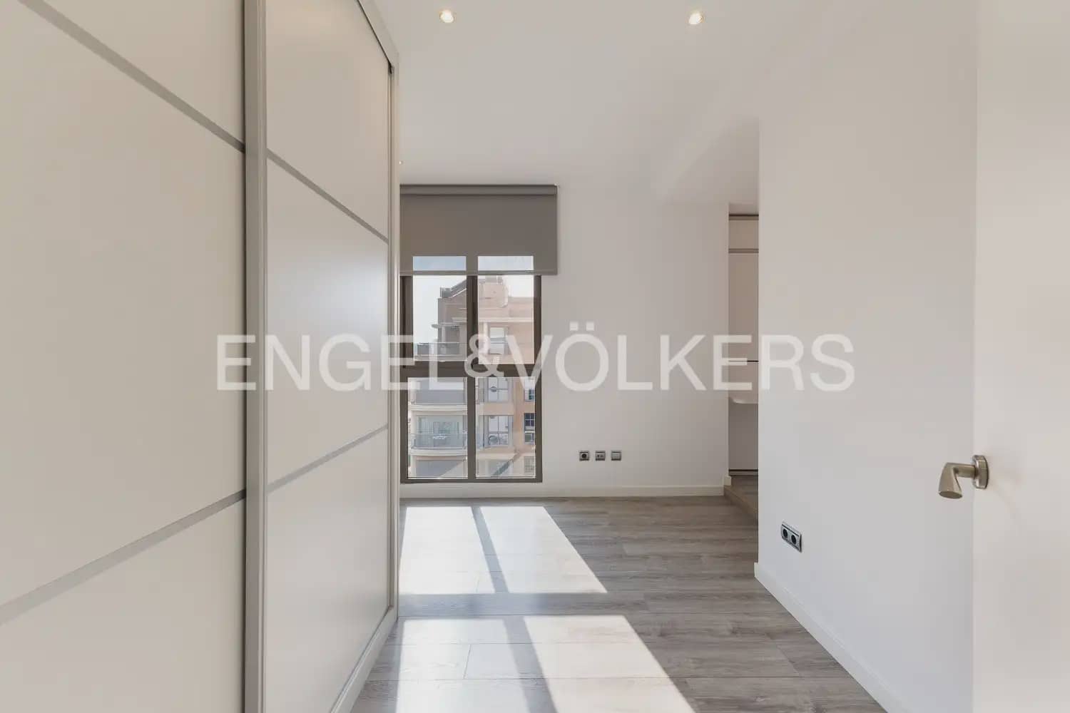 4 Zimmer Penthouse zu vermieten in Valencia Stadt mit Pool Garage - 3.500 € (Ref: 10163304)