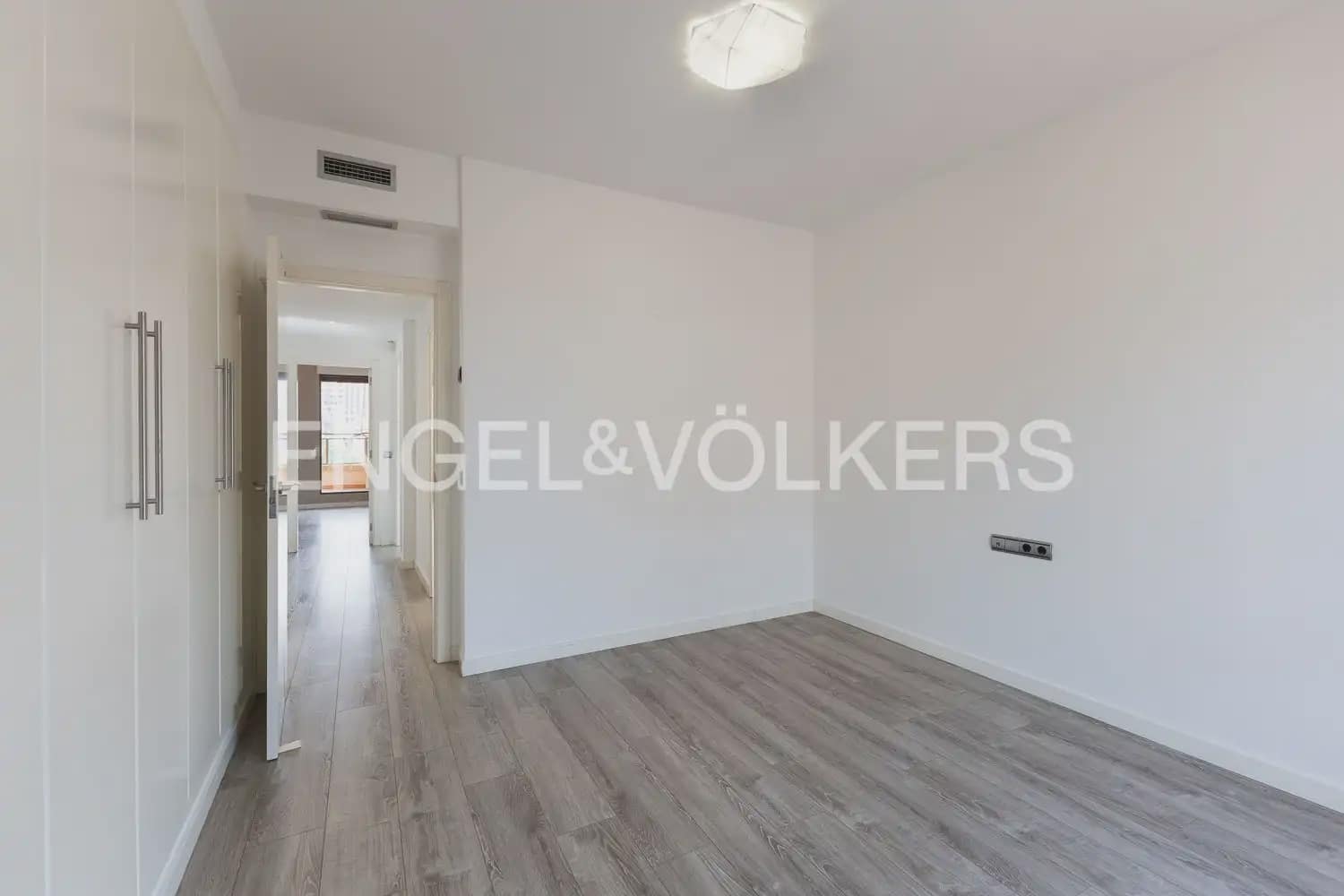 4 Zimmer Penthouse zu vermieten in Valencia Stadt mit Pool Garage - 3.500 € (Ref: 10163304)