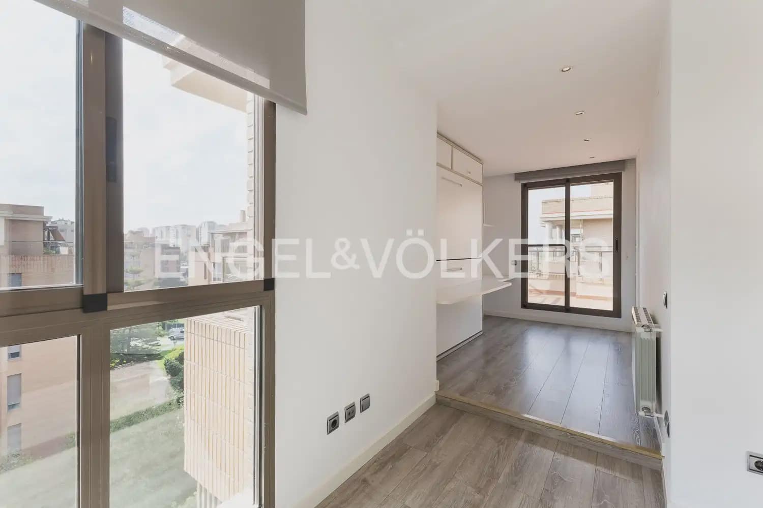 4 Zimmer Penthouse zu vermieten in Valencia Stadt mit Pool Garage - 3.500 € (Ref: 10163304)