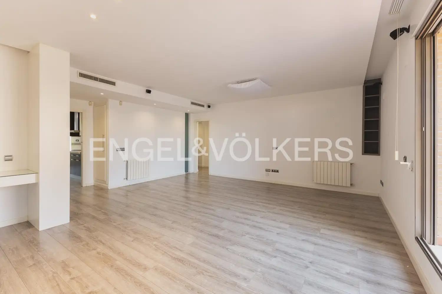 4 Zimmer Penthouse zu vermieten in Valencia Stadt mit Pool Garage - 3.500 € (Ref: 10163304)