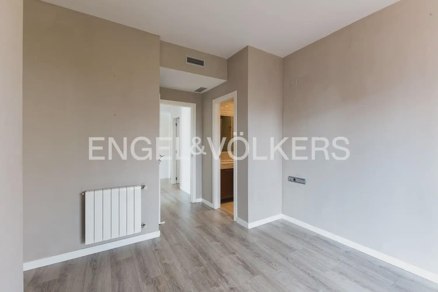 4 Zimmer Penthouse zu vermieten in Valencia Stadt mit Pool Garage - 3.500 € (Ref: 10163304)
