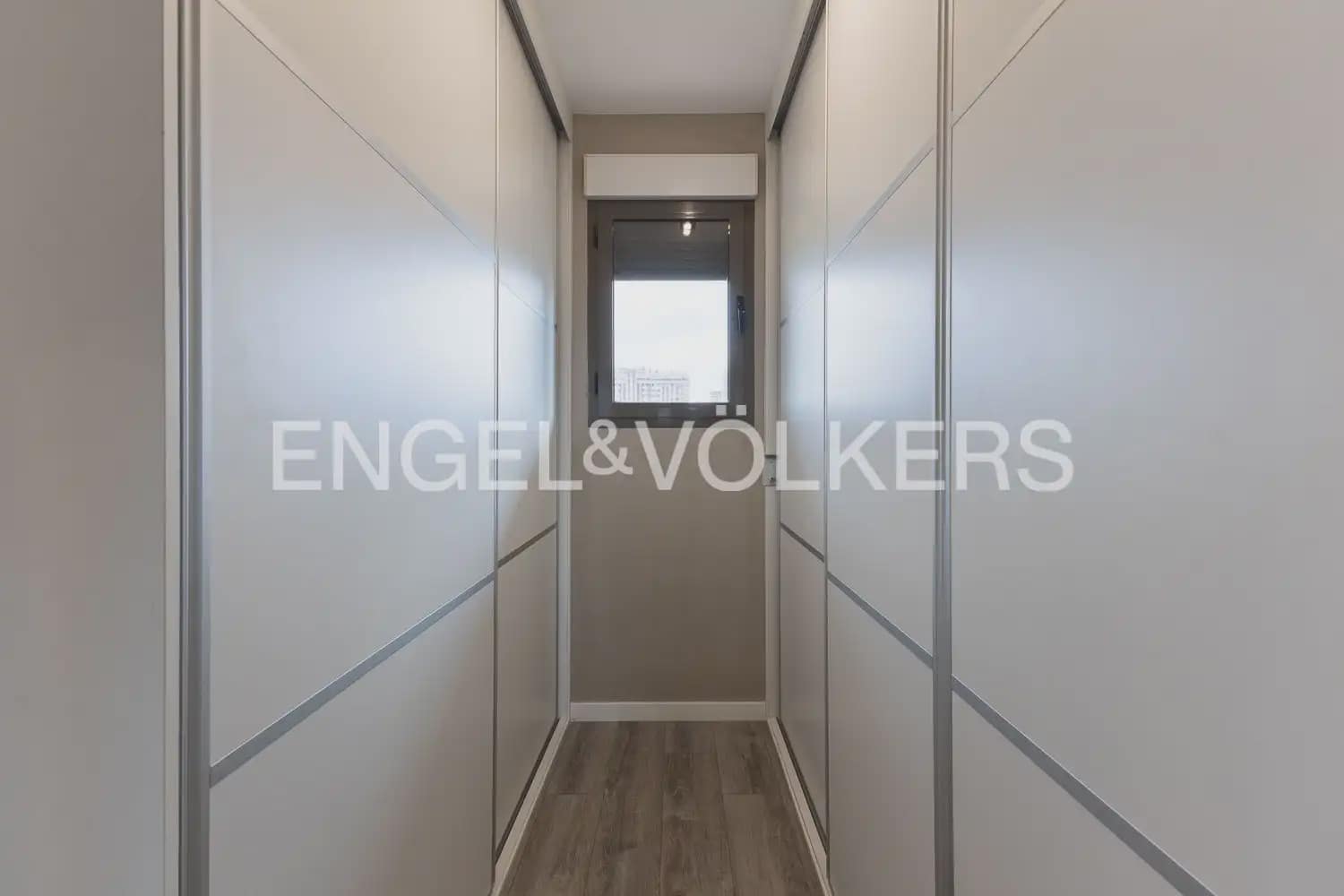 4 Zimmer Penthouse zu vermieten in Valencia Stadt mit Pool Garage - 3.500 € (Ref: 10163304)