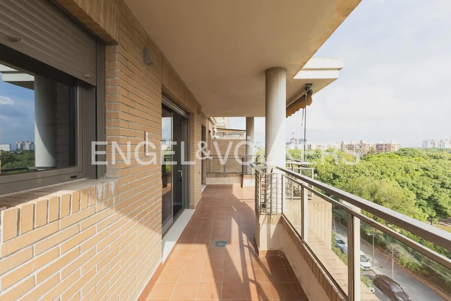 4 Zimmer Penthouse zu vermieten in Valencia Stadt mit Pool Garage - 3.500 € (Ref: 10163304)