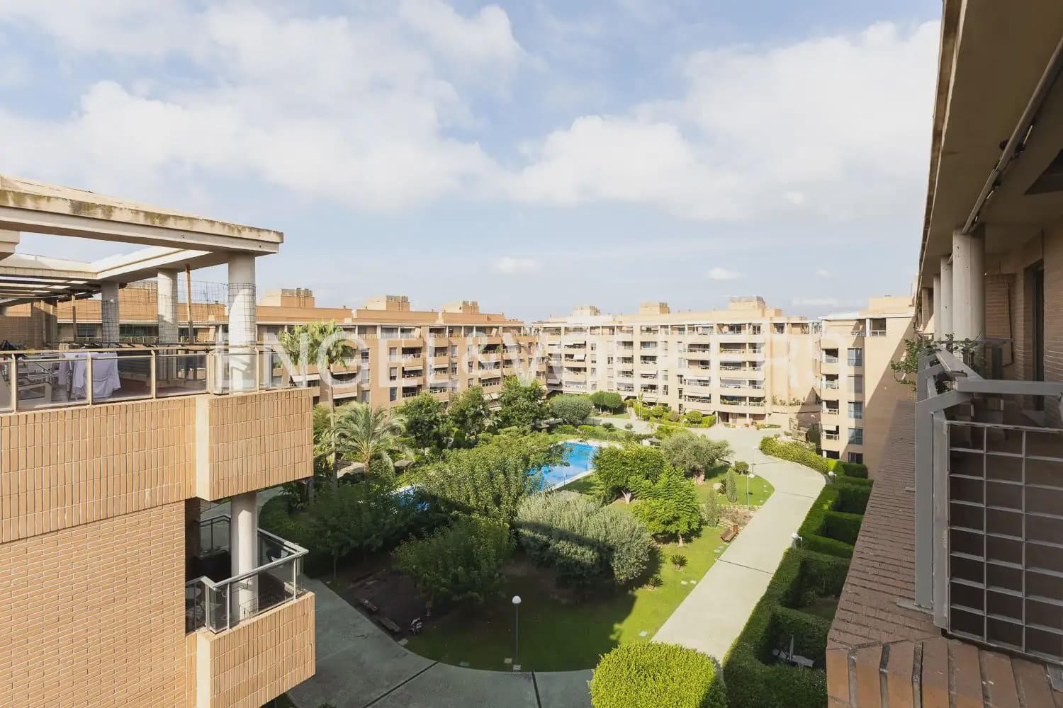 4 Zimmer Penthouse zu vermieten in Valencia Stadt mit Pool Garage - 3.500 € (Ref: 10163304)