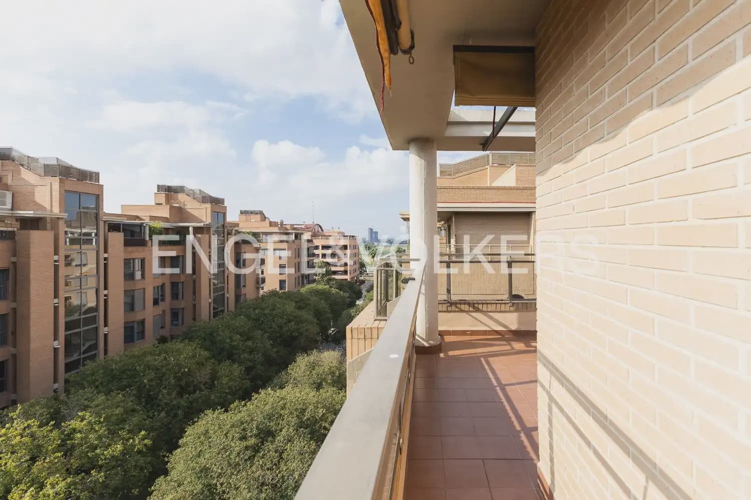 4 Zimmer Penthouse zu vermieten in Valencia Stadt mit Pool Garage - 3.500 € (Ref: 10163304)