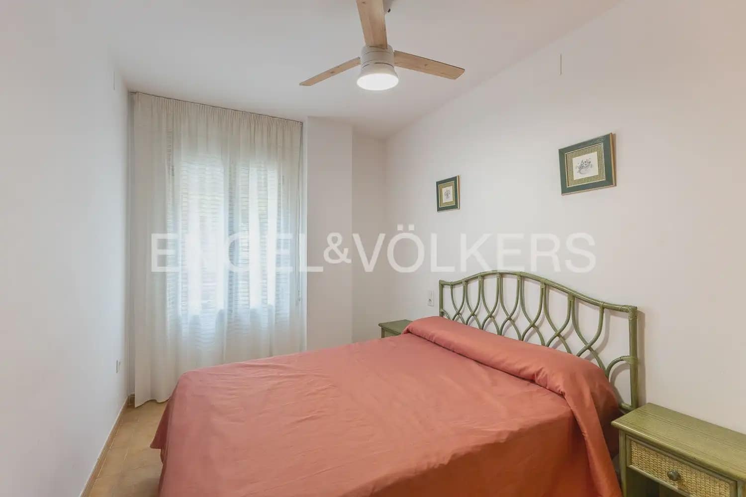 2 bedroom Penthouse for sale in Peniscola with pool garage - € 225,000 (Ref: 10163305)