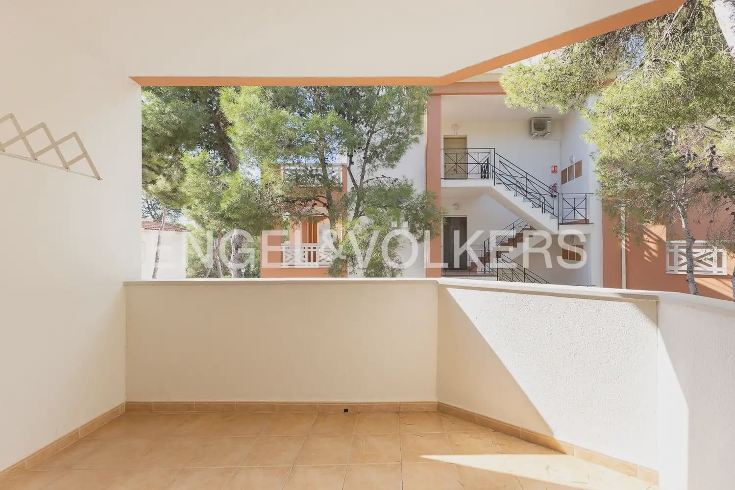 2 bedroom Penthouse for sale in Peniscola with pool garage - € 225,000 (Ref: 10163305)