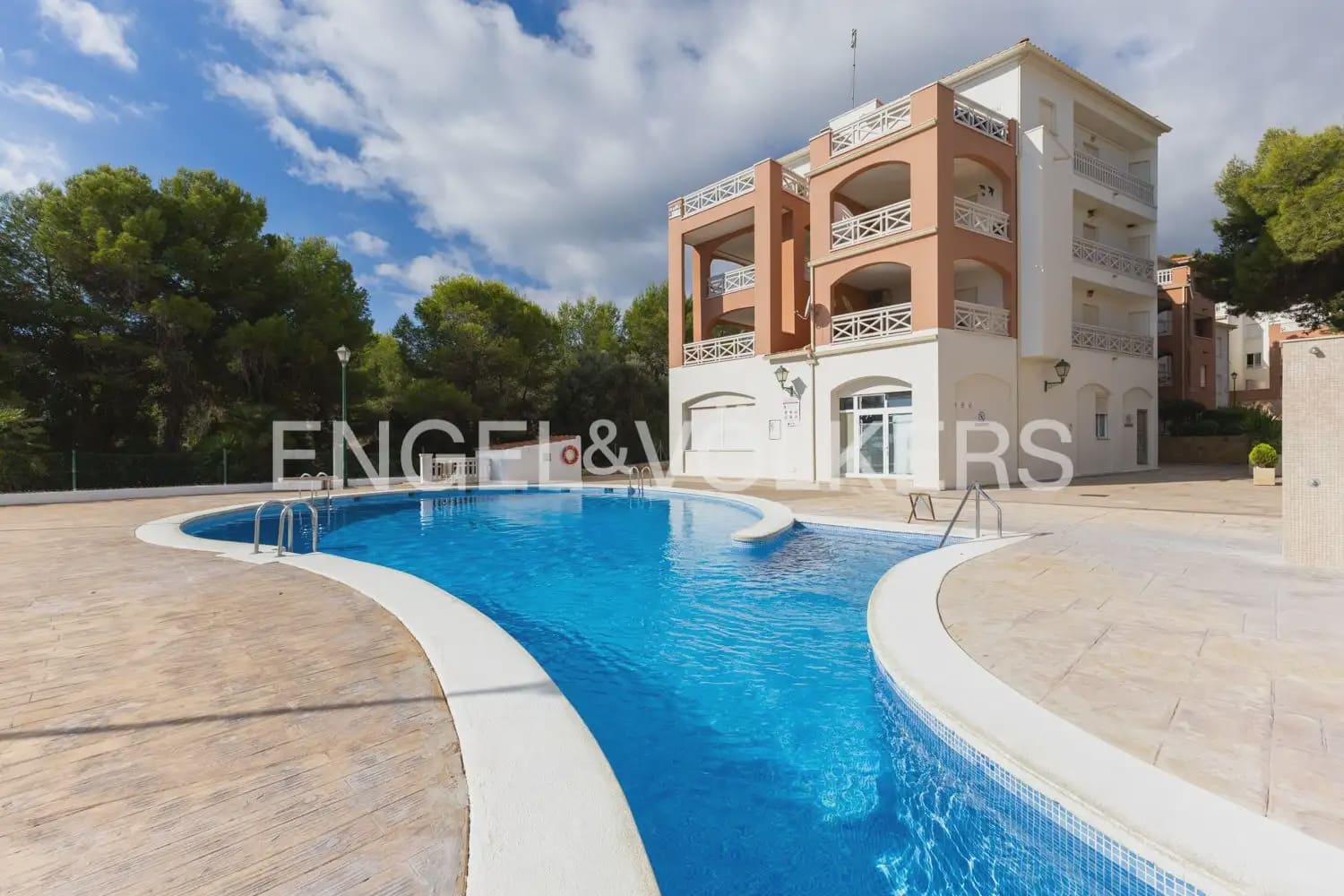 2 bedroom Penthouse for sale in Peniscola with pool garage - € 225,000 (Ref: 10163305)