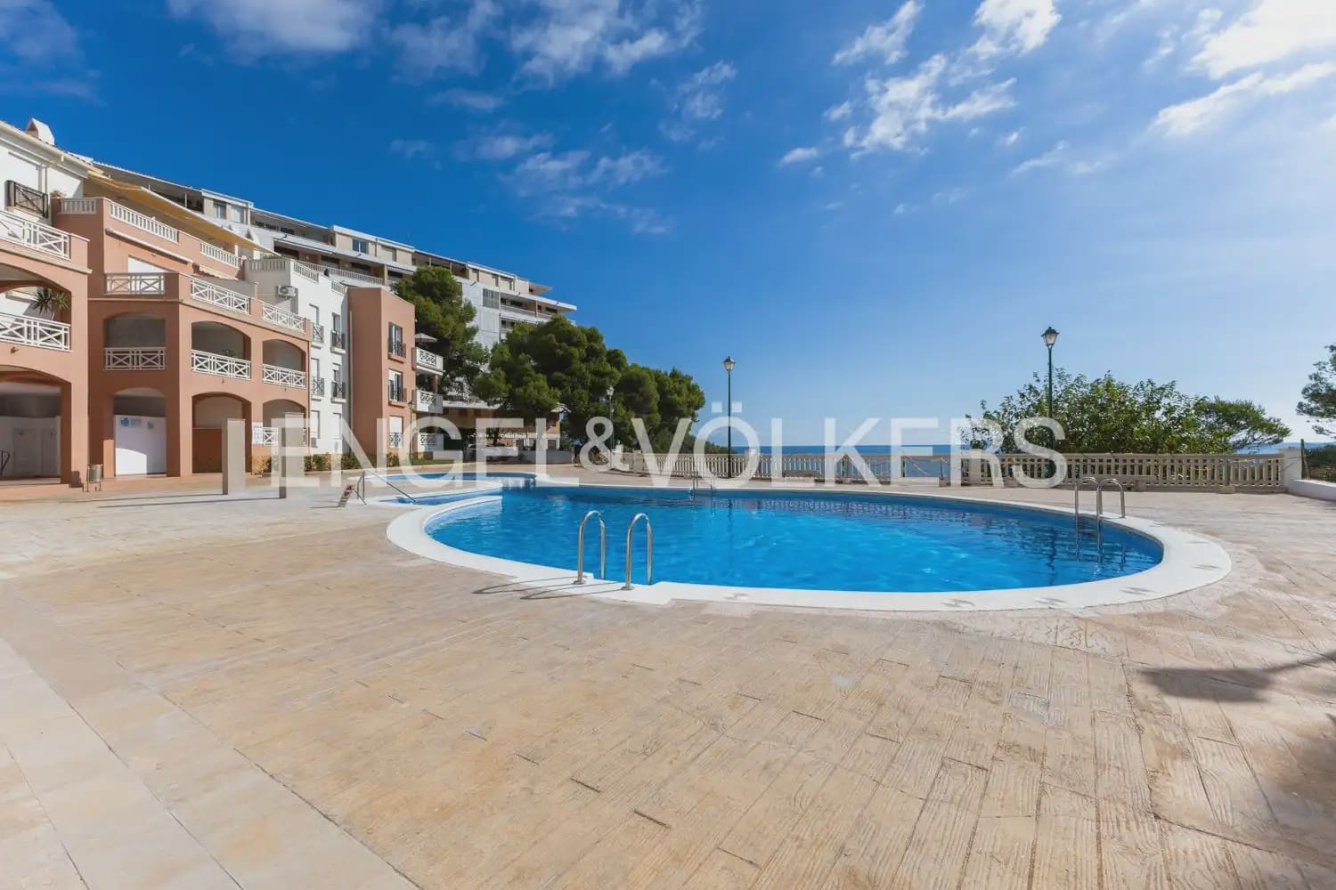 2 bedroom Penthouse for sale in Peniscola with pool garage - € 225,000 (Ref: 10163305)