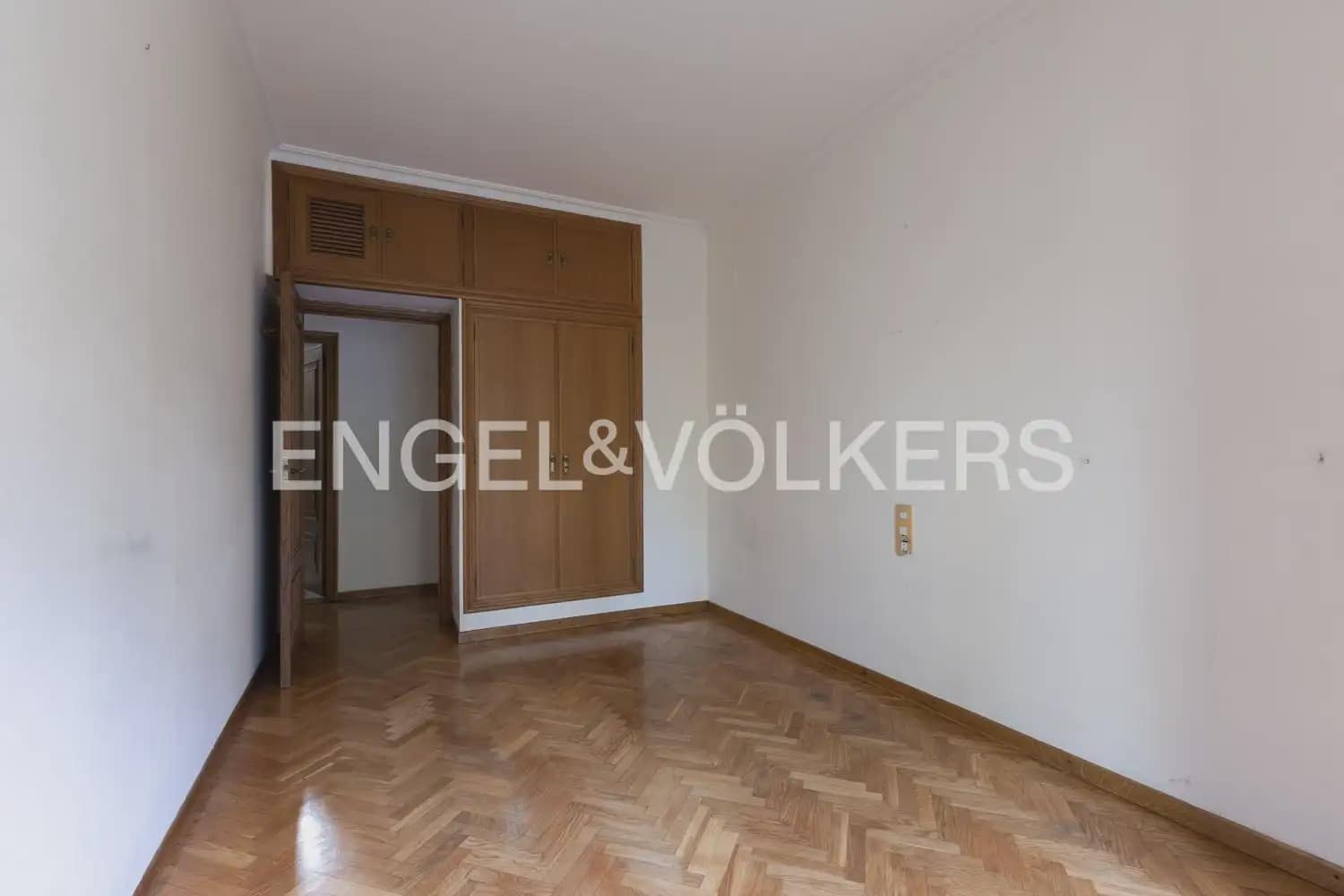 Piso de 4 habitaciones en València ciudad en venta - 1.100.000 € (Ref: 10163591)