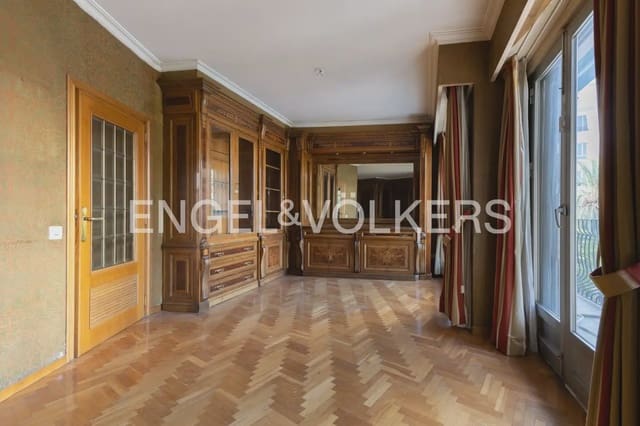 Piso de 4 habitaciones en La Gran Via, València ciudad en venta - 1.100.000 € (Ref: 10163591)