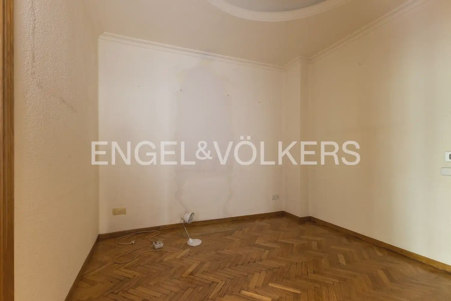 Piso de 4 habitaciones en València ciudad en venta - 1.100.000 € (Ref: 10163591)