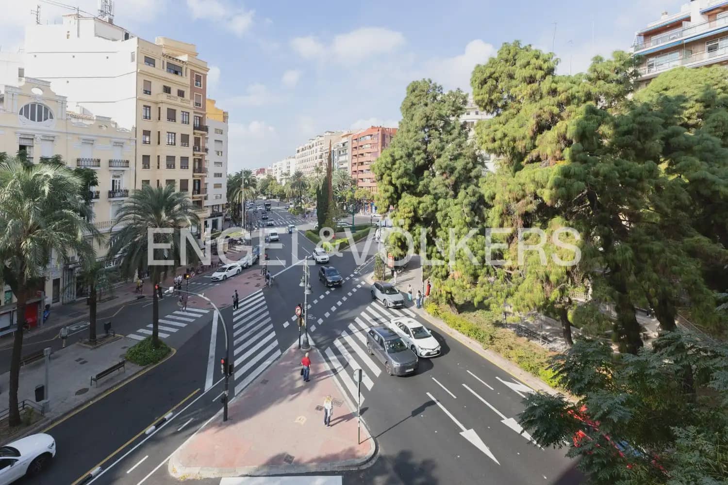 Piso de 4 habitaciones en València ciudad en venta - 1.100.000 € (Ref: 10163591)