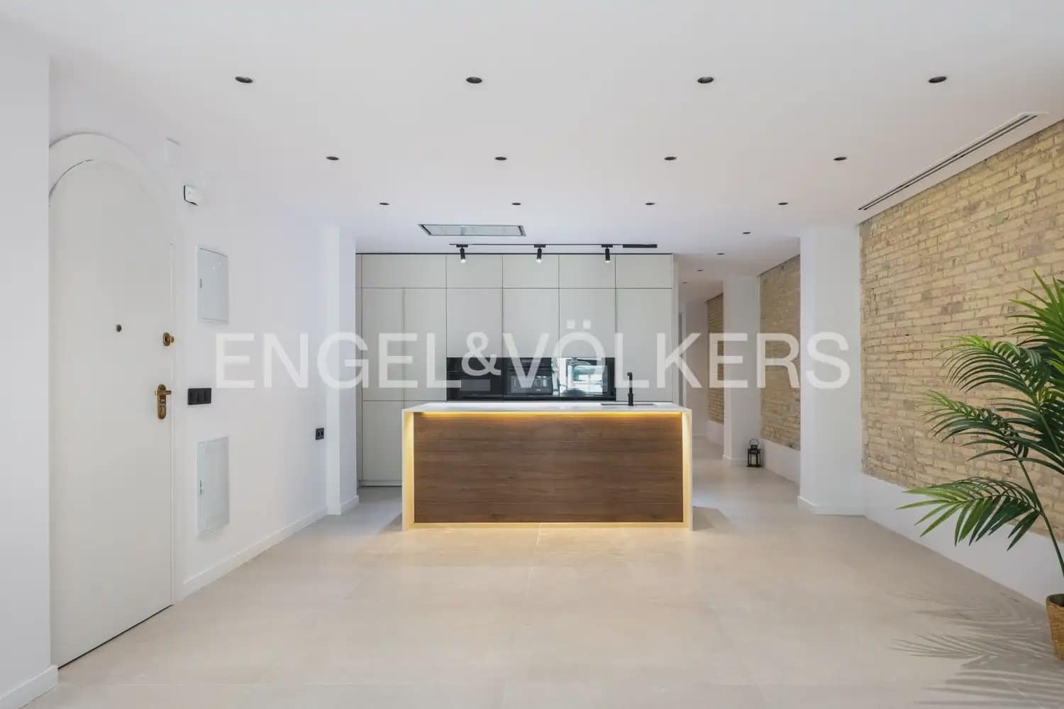 3 soveværelse Lejlighed til salg i Valencia by - € 799.000 (Ref: 10163592)