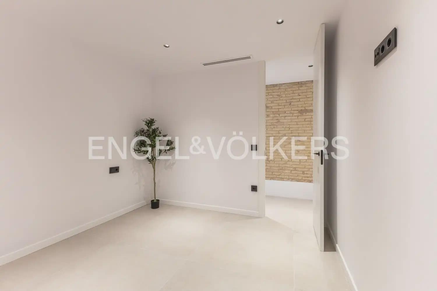 3 soveværelse Lejlighed til salg i Valencia by - € 799.000 (Ref: 10163592)