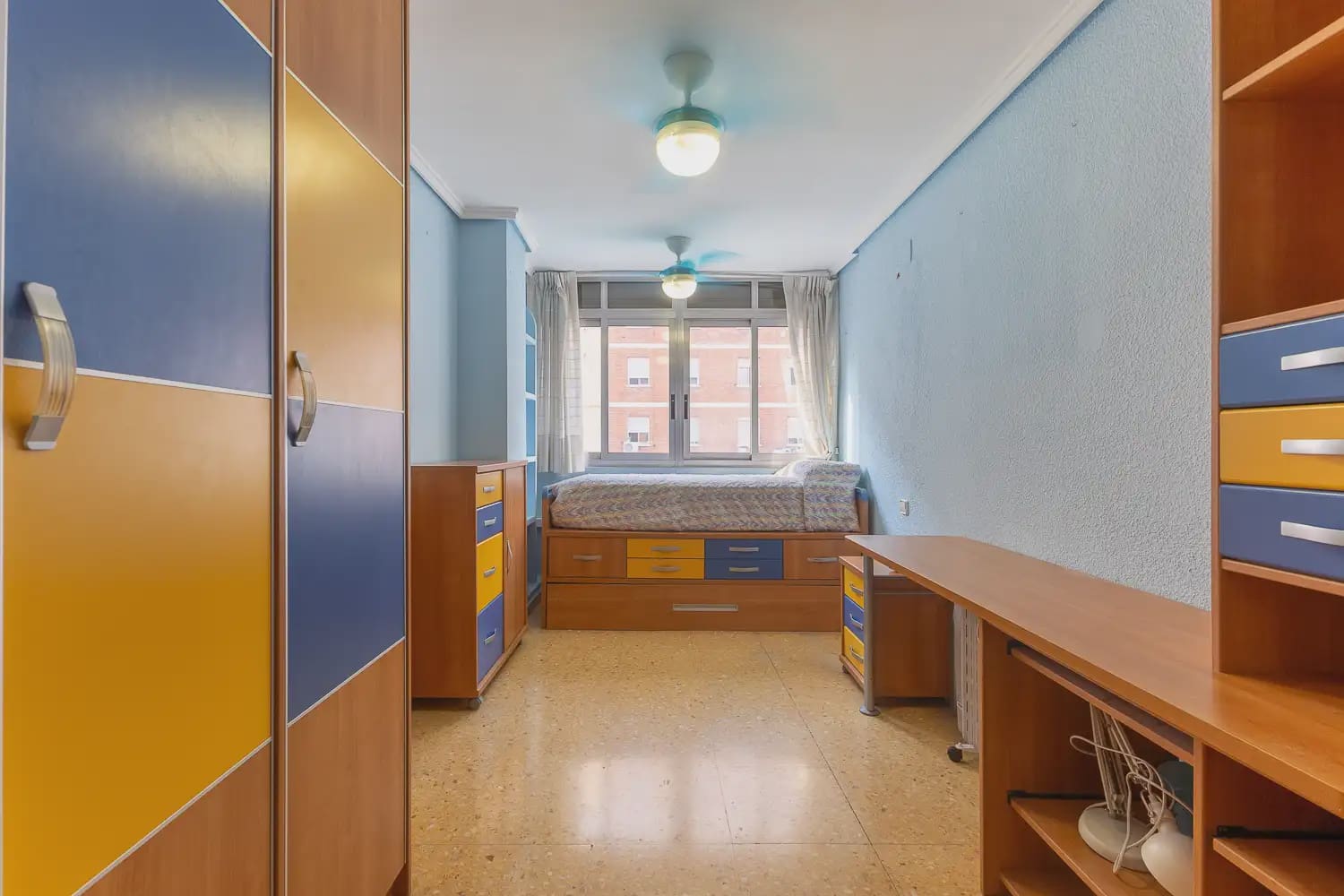 4 bedroom Flat for sale in Valencia city - € 376,000 (Ref: 10163593)